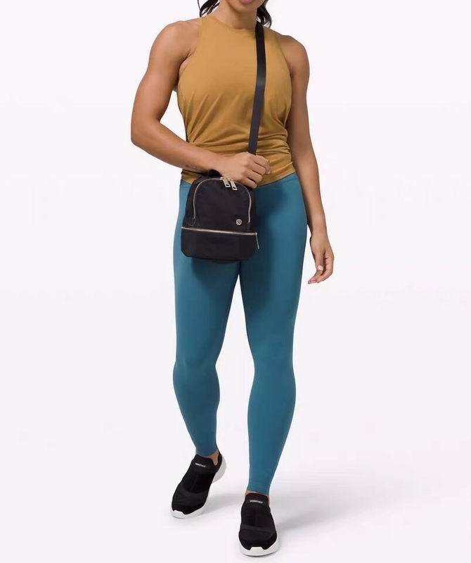 Lululemon Handbags 39